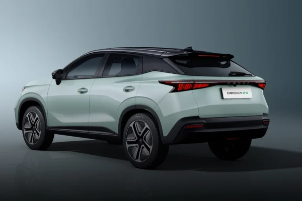 OMODA E5